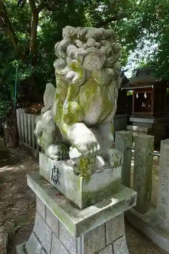 石園座多久虫玉神社の狛犬