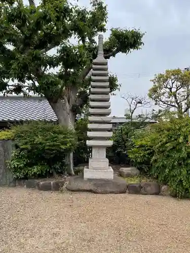 荘嚴浄土寺の塔