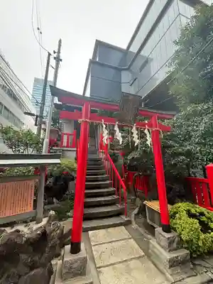 講武稲荷神社の鳥居