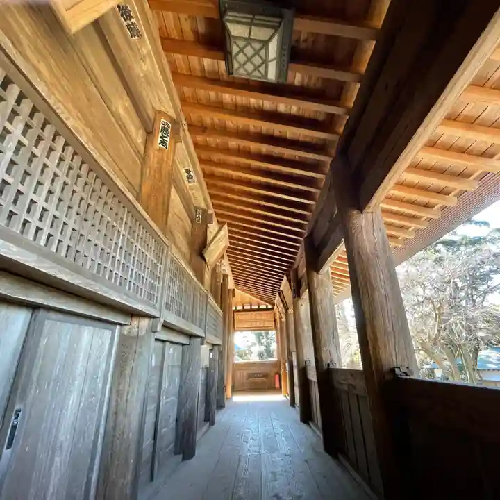 高蔵寺の本殿・本堂