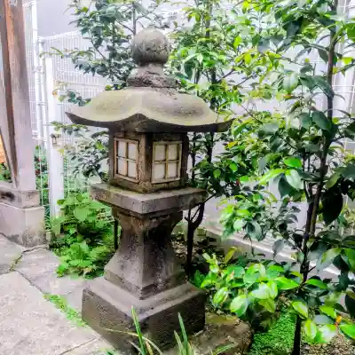 池洲稲荷神社の{uncategorized: "未分類", other: "その他", undefined: "問題あり", building: "その他建物", grave: "お墓", sacred_gate: "鳥居", guardian: "狛犬", statue: "像", buddha: "仏像", history: "歴史", nature: "自然", garden: "庭園", animal: "動物", pagoda: "塔", temizu: "手水舎", mountain_gate: "山門・神門", sanctuary: "本殿・本堂", subordinate: "末社・摂社", art: "芸術", scenery: "景色", jizo: "地蔵", ema: "絵馬", goshuin: "御朱印", omikuji: "おみくじ", items: "授与品その他", amulet: "お守り", goshuincho: "御朱印帳", eats: "食事", festival: "お祭り", votive_dance: "神楽", shichigosan: "七五三参", wedding: "結婚式", experience: "体験その他", initially: "初詣", around: "周辺", anti_infection: "感染症対策"}