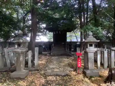 闇之森八幡社の末社・摂社
