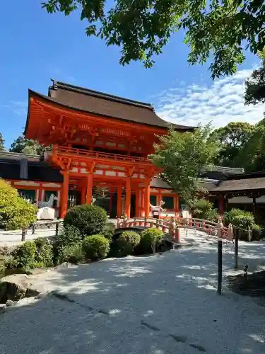 賀茂別雷神社（上賀茂神社）の{uncategorized: "未分類", other: "その他", undefined: "問題あり", building: "その他建物", grave: "お墓", sacred_gate: "鳥居", guardian: "狛犬", statue: "像", buddha: "仏像", history: "歴史", nature: "自然", garden: "庭園", animal: "動物", pagoda: "塔", temizu: "手水舎", mountain_gate: "山門・神門", sanctuary: "本殿・本堂", subordinate: "末社・摂社", art: "芸術", scenery: "景色", jizo: "地蔵", ema: "絵馬", goshuin: "御朱印", omikuji: "おみくじ", items: "授与品その他", amulet: "お守り", goshuincho: "御朱印帳", eats: "食事", festival: "お祭り", votive_dance: "神楽", shichigosan: "七五三参", wedding: "結婚式", experience: "体験その他", initially: "初詣", around: "周辺", anti_infection: "感染症対策"}