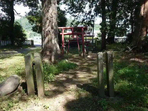 大井俣窪八幡神社の末社