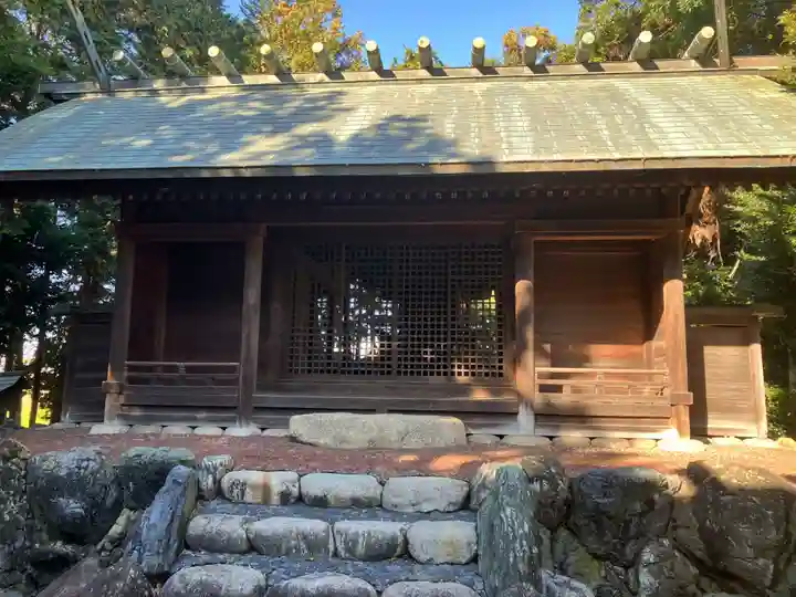 三明神社の本殿・本堂