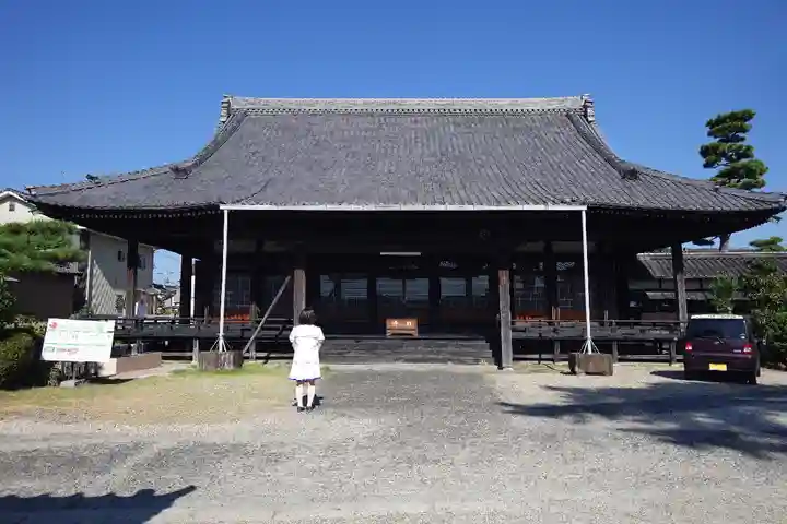 勝蓮寺の本殿・本堂