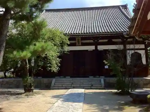 百萬遍知恩寺の本殿