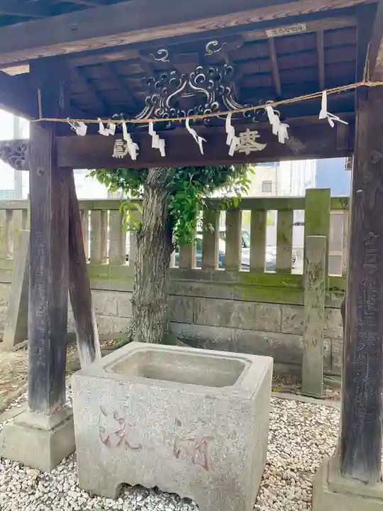 伊奈利神社の{uncategorized: "未分類", other: "その他", undefined: "問題あり", building: "その他建物", grave: "お墓", sacred_gate: "鳥居", guardian: "狛犬", statue: "像", buddha: "仏像", history: "歴史", nature: "自然", garden: "庭園", animal: "動物", pagoda: "塔", temizu: "手水舎", mountain_gate: "山門・神門", sanctuary: "本殿・本堂", subordinate: "末社・摂社", art: "芸術", scenery: "景色", jizo: "地蔵", ema: "絵馬", goshuin: "御朱印", omikuji: "おみくじ", items: "授与品その他", amulet: "お守り", goshuincho: "御朱印帳", eats: "食事", festival: "お祭り", votive_dance: "神楽", shichigosan: "七五三参", wedding: "結婚式", experience: "体験その他", initially: "初詣", around: "周辺", anti_infection: "感染症対策"}
