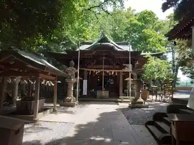 座間神社の本殿・本堂