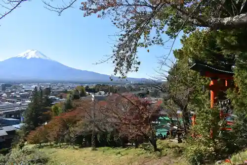 新倉富士浅間神社の景色