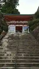 青岸渡寺の山門