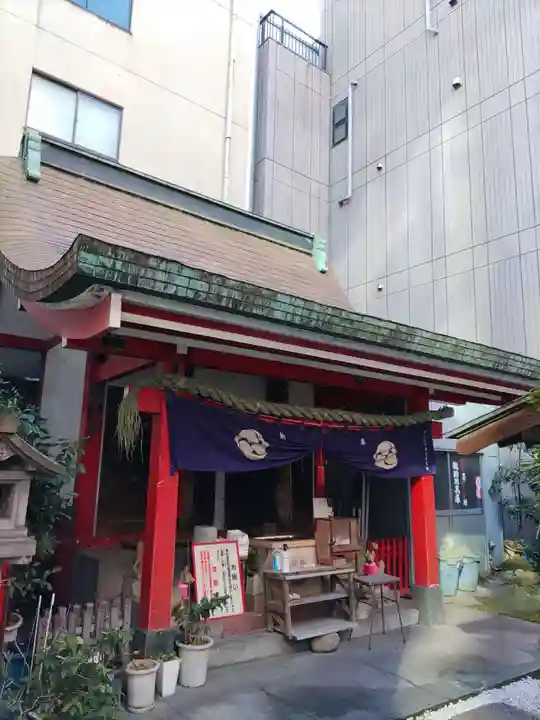 讃岐小白稲荷神社の本殿・本堂