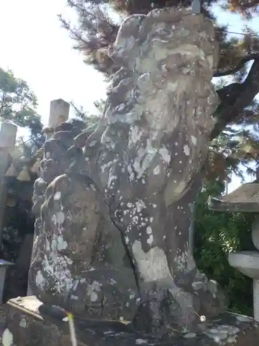 與杼神社の狛犬