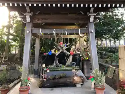 東海市熊野神社の手水舎