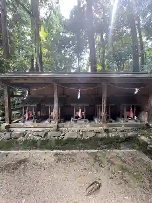 融神社の末社・摂社