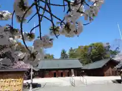 滋賀県護国神社の建物その他