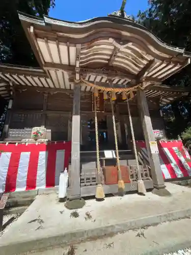 鷲子山上神社の{uncategorized: "未分類", other: "その他", undefined: "問題あり", building: "その他建物", grave: "お墓", sacred_gate: "鳥居", guardian: "狛犬", statue: "像", buddha: "仏像", history: "歴史", nature: "自然", garden: "庭園", animal: "動物", pagoda: "塔", temizu: "手水舎", mountain_gate: "山門・神門", sanctuary: "本殿・本堂", subordinate: "末社・摂社", art: "芸術", scenery: "景色", jizo: "地蔵", ema: "絵馬", goshuin: "御朱印", omikuji: "おみくじ", items: "授与品その他", amulet: "お守り", goshuincho: "御朱印帳", eats: "食事", festival: "お祭り", votive_dance: "神楽", shichigosan: "七五三参", wedding: "結婚式", experience: "体験その他", initially: "初詣", around: "周辺", anti_infection: "感染症対策"}