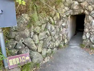 韮崎窟観音(山梨県)