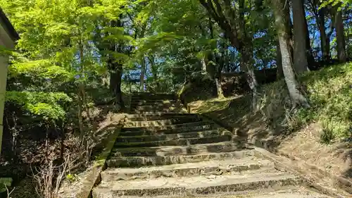 末廣神社の庭園