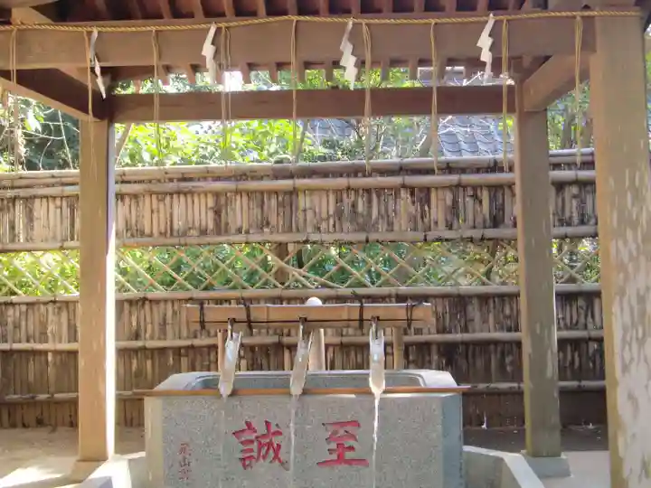 側高神社の手水舎