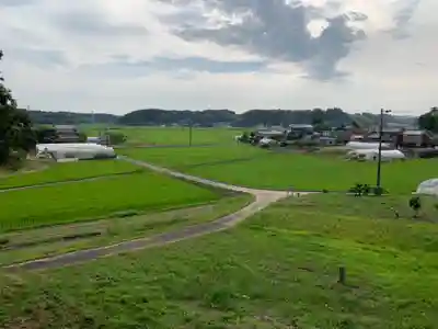 隣高神社の景色