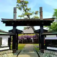 行興寺の山門・神門