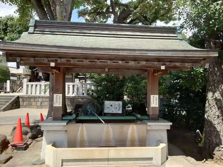 桐ヶ谷氷川神社の手水舎