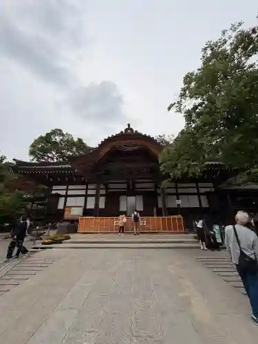 深大寺の{uncategorized: "未分類", other: "その他", undefined: "問題あり", building: "その他建物", grave: "お墓", sacred_gate: "鳥居", guardian: "狛犬", statue: "像", buddha: "仏像", history: "歴史", nature: "自然", garden: "庭園", animal: "動物", pagoda: "塔", temizu: "手水舎", mountain_gate: "山門・神門", sanctuary: "本殿・本堂", subordinate: "末社・摂社", art: "芸術", scenery: "景色", jizo: "地蔵", ema: "絵馬", goshuin: "御朱印", omikuji: "おみくじ", items: "授与品その他", amulet: "お守り", goshuincho: "御朱印帳", eats: "食事", festival: "お祭り", votive_dance: "神楽", shichigosan: "七五三参", wedding: "結婚式", experience: "体験その他", initially: "初詣", around: "周辺", anti_infection: "感染症対策"}