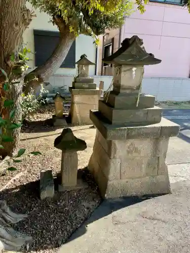 本一色天祖神社の{uncategorized: "未分類", other: "その他", undefined: "問題あり", building: "その他建物", grave: "お墓", sacred_gate: "鳥居", guardian: "狛犬", statue: "像", buddha: "仏像", history: "歴史", nature: "自然", garden: "庭園", animal: "動物", pagoda: "塔", temizu: "手水舎", mountain_gate: "山門・神門", sanctuary: "本殿・本堂", subordinate: "末社・摂社", art: "芸術", scenery: "景色", jizo: "地蔵", ema: "絵馬", goshuin: "御朱印", omikuji: "おみくじ", items: "授与品その他", amulet: "お守り", goshuincho: "御朱印帳", eats: "食事", festival: "お祭り", votive_dance: "神楽", shichigosan: "七五三参", wedding: "結婚式", experience: "体験その他", initially: "初詣", around: "周辺", anti_infection: "感染症対策"}