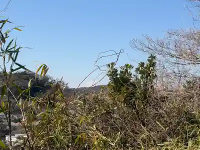 杉本寺の{uncategorized: "未分類", other: "その他", undefined: "問題あり", building: "その他建物", grave: "お墓", sacred_gate: "鳥居", guardian: "狛犬", statue: "像", buddha: "仏像", history: "歴史", nature: "自然", garden: "庭園", animal: "動物", pagoda: "塔", temizu: "手水舎", mountain_gate: "山門・神門", sanctuary: "本殿・本堂", subordinate: "末社・摂社", art: "芸術", scenery: "景色", jizo: "地蔵", ema: "絵馬", goshuin: "御朱印", omikuji: "おみくじ", items: "授与品その他", amulet: "お守り", goshuincho: "御朱印帳", eats: "食事", festival: "お祭り", votive_dance: "神楽", shichigosan: "七五三参", wedding: "結婚式", experience: "体験その他", initially: "初詣", around: "周辺", anti_infection: "感染症対策"}