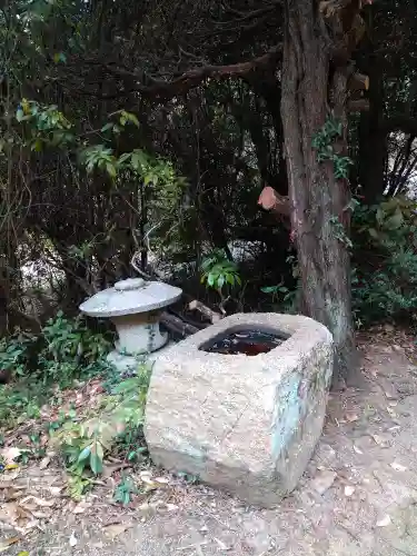 城山稲荷神社の建物その他