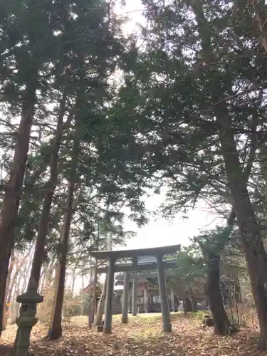 権現山内浦神社の鳥居