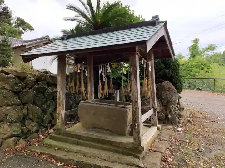 熊野神社の手水舎