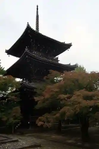 真正極楽寺（真如堂）の塔