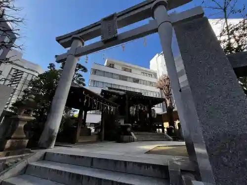 太田姫稲荷神社の{uncategorized: "未分類", other: "その他", undefined: "問題あり", building: "その他建物", grave: "お墓", sacred_gate: "鳥居", guardian: "狛犬", statue: "像", buddha: "仏像", history: "歴史", nature: "自然", garden: "庭園", animal: "動物", pagoda: "塔", temizu: "手水舎", mountain_gate: "山門・神門", sanctuary: "本殿・本堂", subordinate: "末社・摂社", art: "芸術", scenery: "景色", jizo: "地蔵", ema: "絵馬", goshuin: "御朱印", omikuji: "おみくじ", items: "授与品その他", amulet: "お守り", goshuincho: "御朱印帳", eats: "食事", festival: "お祭り", votive_dance: "神楽", shichigosan: "七五三参", wedding: "結婚式", experience: "体験その他", initially: "初詣", around: "周辺", anti_infection: "感染症対策"}