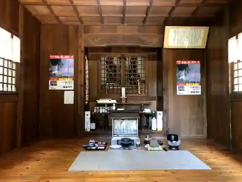 脊振神社の本殿・本堂