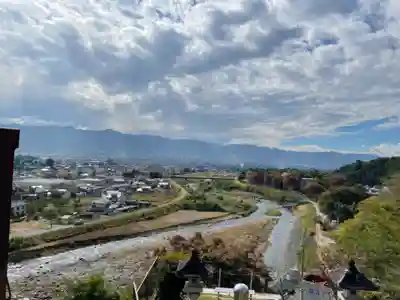 差出磯大嶽山神社 仕事と健康と厄よけの神さま(山梨県)