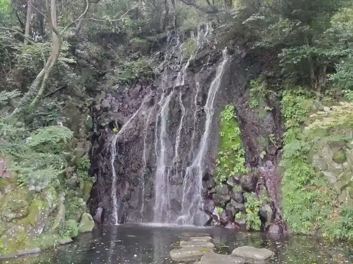 玉簾神社(神奈川県)