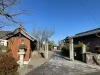 浄源寺の{uncategorized: "未分類", other: "その他", undefined: "問題あり", building: "その他建物", grave: "お墓", sacred_gate: "鳥居", guardian: "狛犬", statue: "像", buddha: "仏像", history: "歴史", nature: "自然", garden: "庭園", animal: "動物", pagoda: "塔", temizu: "手水舎", mountain_gate: "山門・神門", sanctuary: "本殿・本堂", subordinate: "末社・摂社", art: "芸術", scenery: "景色", jizo: "地蔵", ema: "絵馬", goshuin: "御朱印", omikuji: "おみくじ", items: "授与品その他", amulet: "お守り", goshuincho: "御朱印帳", eats: "食事", festival: "お祭り", votive_dance: "神楽", shichigosan: "七五三参", wedding: "結婚式", experience: "体験その他", initially: "初詣", around: "周辺", anti_infection: "感染症対策"}