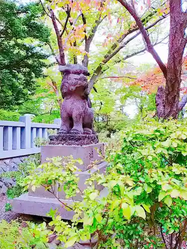 彌彦神社　(伊夜日子神社)の狛犬