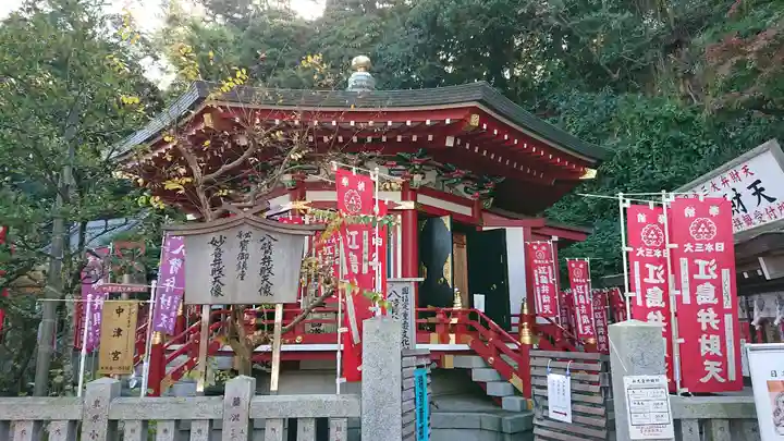 江島神社の本殿・本堂