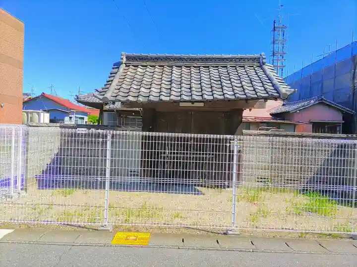 不動寺の山門・神門
