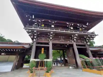 明治神宮の山門・神門