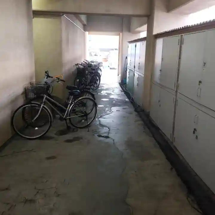 出世稲荷神社/岩代稲荷神社の周辺