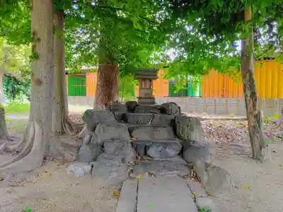 間黒神社（幸心）の末社・摂社