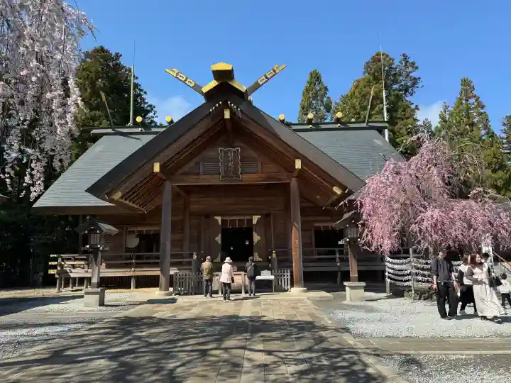 開成山大神宮の{uncategorized: "未分類", other: "その他", undefined: "問題あり", building: "その他建物", grave: "お墓", sacred_gate: "鳥居", guardian: "狛犬", statue: "像", buddha: "仏像", history: "歴史", nature: "自然", garden: "庭園", animal: "動物", pagoda: "塔", temizu: "手水舎", mountain_gate: "山門・神門", sanctuary: "本殿・本堂", subordinate: "末社・摂社", art: "芸術", scenery: "景色", jizo: "地蔵", ema: "絵馬", goshuin: "御朱印", omikuji: "おみくじ", items: "授与品その他", amulet: "お守り", goshuincho: "御朱印帳", eats: "食事", festival: "お祭り", votive_dance: "神楽", shichigosan: "七五三参", wedding: "結婚式", experience: "体験その他", initially: "初詣", around: "周辺", anti_infection: "感染症対策"}