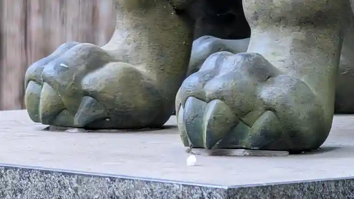 三峯神社の{uncategorized: "未分類", other: "その他", undefined: "問題あり", building: "その他建物", grave: "お墓", sacred_gate: "鳥居", guardian: "狛犬", statue: "像", buddha: "仏像", history: "歴史", nature: "自然", garden: "庭園", animal: "動物", pagoda: "塔", temizu: "手水舎", mountain_gate: "山門・神門", sanctuary: "本殿・本堂", subordinate: "末社・摂社", art: "芸術", scenery: "景色", jizo: "地蔵", ema: "絵馬", goshuin: "御朱印", omikuji: "おみくじ", items: "授与品その他", amulet: "お守り", goshuincho: "御朱印帳", eats: "食事", festival: "お祭り", votive_dance: "神楽", shichigosan: "七五三参", wedding: "結婚式", experience: "体験その他", initially: "初詣", around: "周辺", anti_infection: "感染症対策"}