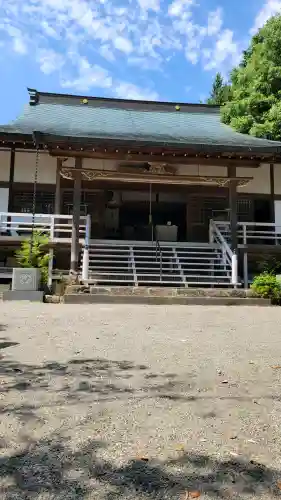 大徳院の{uncategorized: "未分類", other: "その他", undefined: "問題あり", building: "その他建物", grave: "お墓", sacred_gate: "鳥居", guardian: "狛犬", statue: "像", buddha: "仏像", history: "歴史", nature: "自然", garden: "庭園", animal: "動物", pagoda: "塔", temizu: "手水舎", mountain_gate: "山門・神門", sanctuary: "本殿・本堂", subordinate: "末社・摂社", art: "芸術", scenery: "景色", jizo: "地蔵", ema: "絵馬", goshuin: "御朱印", omikuji: "おみくじ", items: "授与品その他", amulet: "お守り", goshuincho: "御朱印帳", eats: "食事", festival: "お祭り", votive_dance: "神楽", shichigosan: "七五三参", wedding: "結婚式", experience: "体験その他", initially: "初詣", around: "周辺", anti_infection: "感染症対策"}