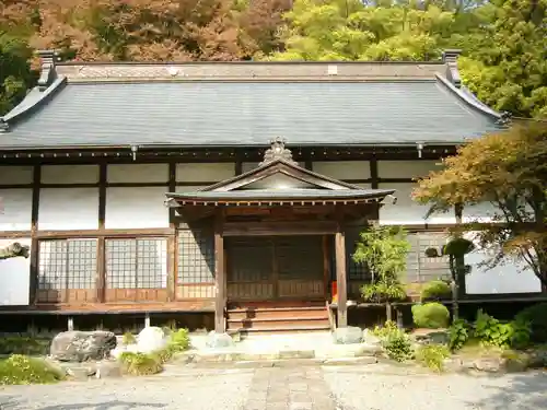 長厳寺の本殿