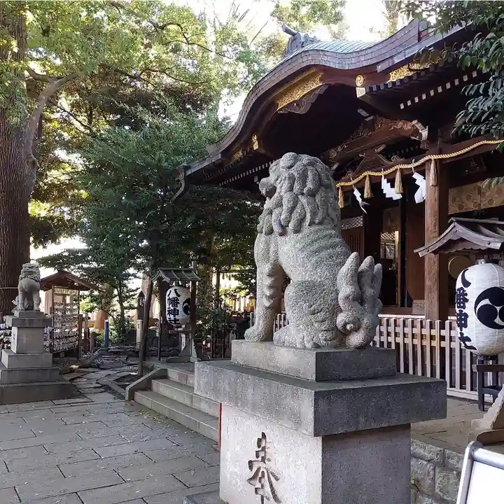 中目黒八幡神社の狛犬